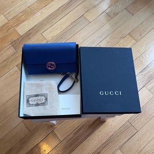 Gucci woc. 100%authentic .